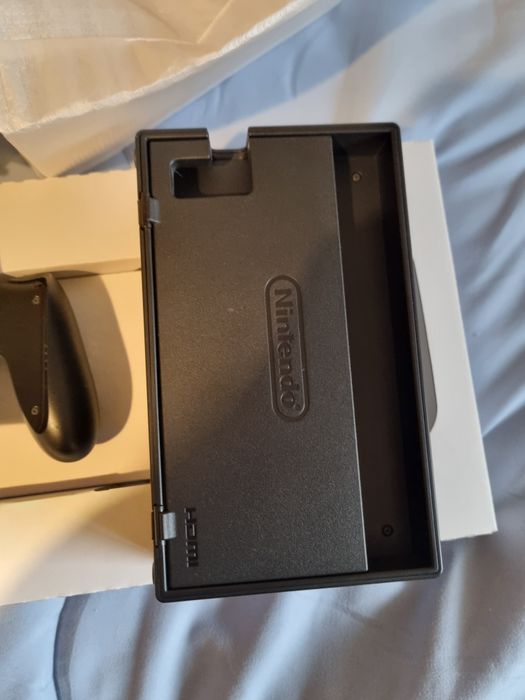 Nintendo switch нинтендо слич в много добро състояние