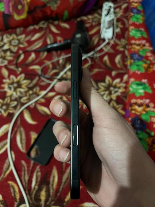 Айфон 16 чистый тел