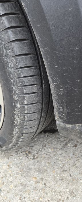 Vand Pirelli 215/50/r18 96 v