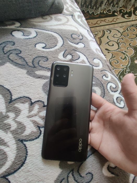 Продам OPPO Reno 5 Lite