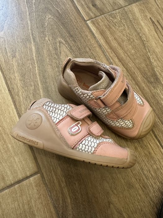 Дутски обувки Biomecanics 23 номер
