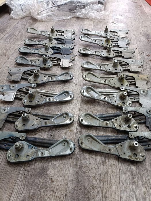 Навес капота Мерседес w124