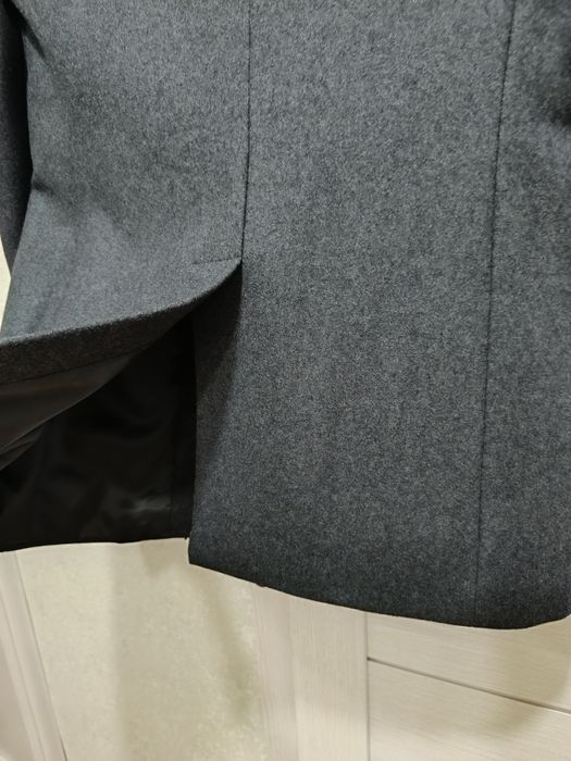 Gonzales.  Мужское пальто