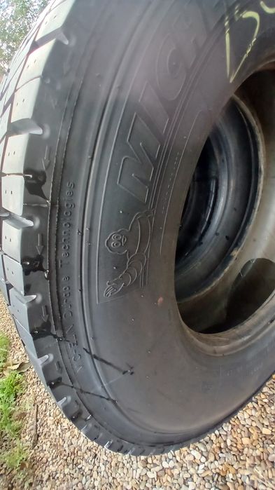 Vând  anvelope Michelin  second-hand 315/70
