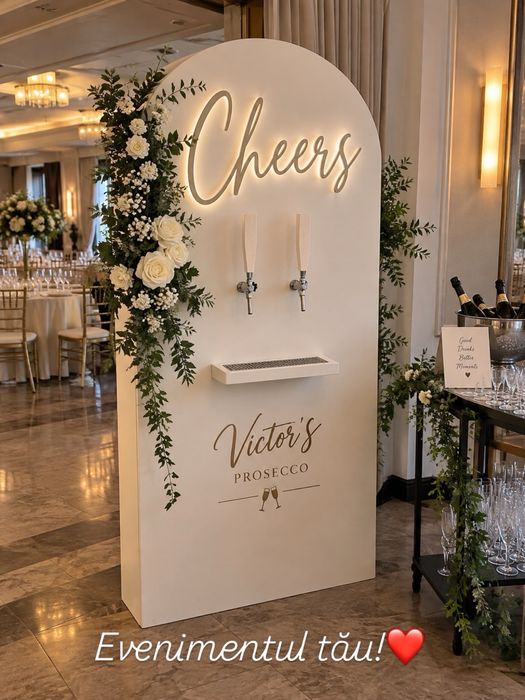 De inchiriat Panou dozator Bere/Prosecco/Cocktailuri - la evenimentul tau