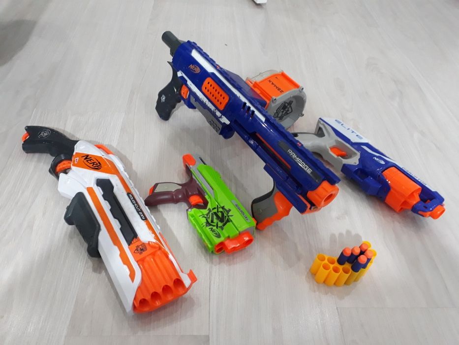 Пистолеты Нёрф 4 штуки