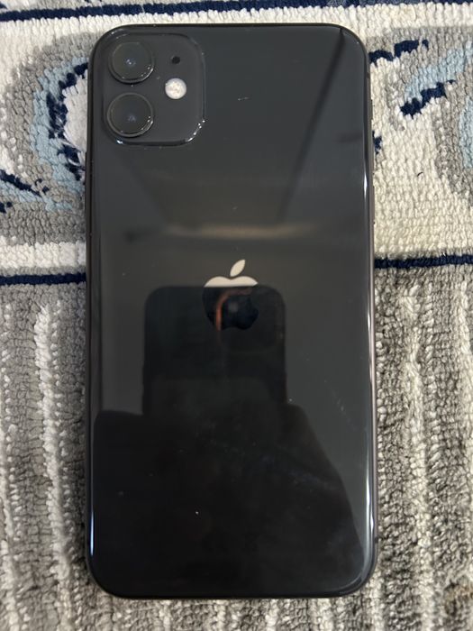 Телефон Айфон 14