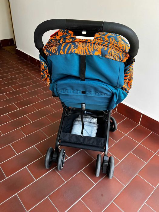 Carucior/Carut GB Qbit+All Terrain cu protecție ploaie suplimentara