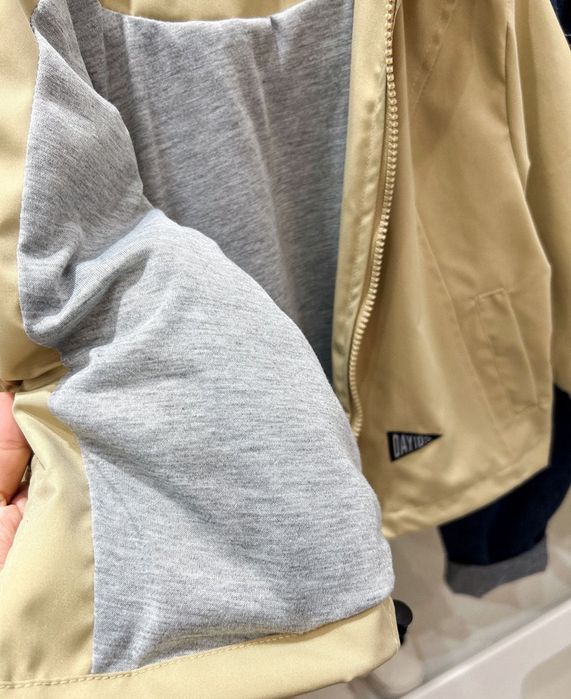 Стильные детские куртки для мальчиков