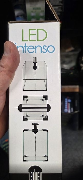 Продавам 10 л.аква със нано риби и ред черита скариди