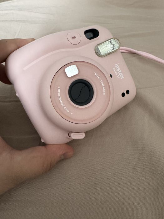 Instax фотоаппарат