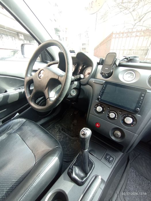 Mitsubishi Outlander 4x4 cu doar 151.000km, in stare foarte buna!