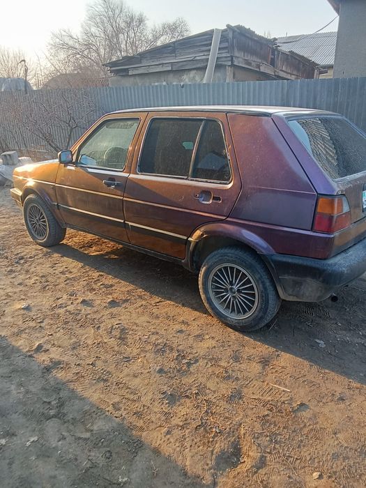 Продаю автомашину Golf