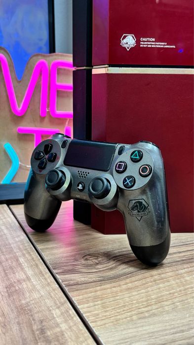 PlayStation 4 Fat Limited Edition