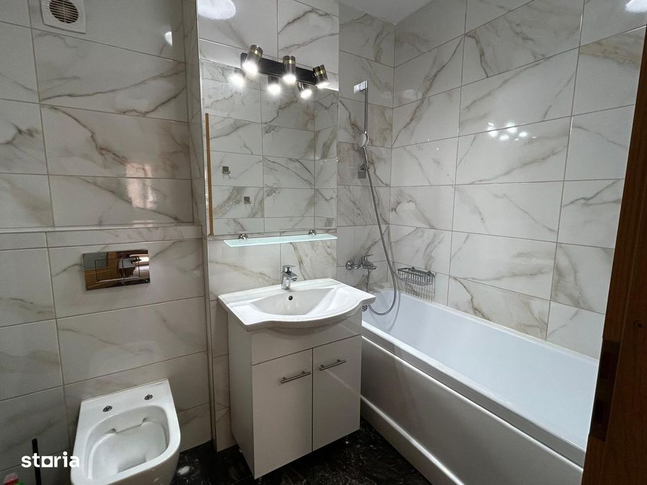 Apartament decomandat de vanzare in Racadau