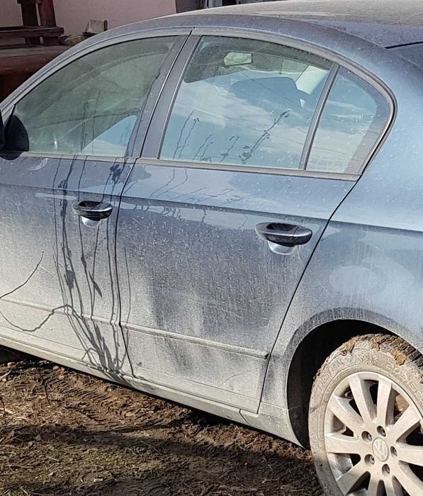 Usa stanga spate Capota haion portbagaj Roata rezerva 17 VW Passat B6