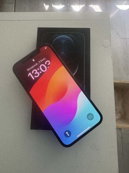 Iphone 12 pro в отлично състояние