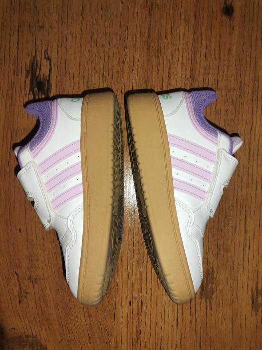 Маратонки Adidas 26