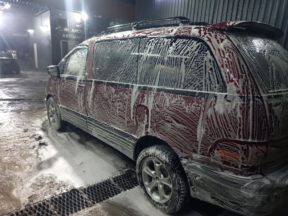 Срочна ақша керек