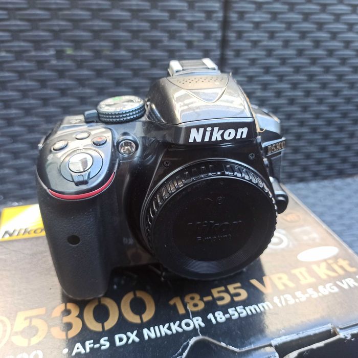 Фотоапарат Nikon D5300