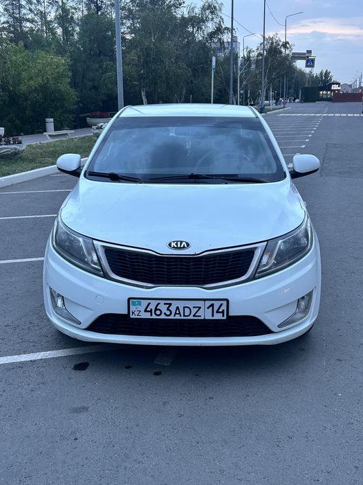 Продам авто киа рио 2014 года