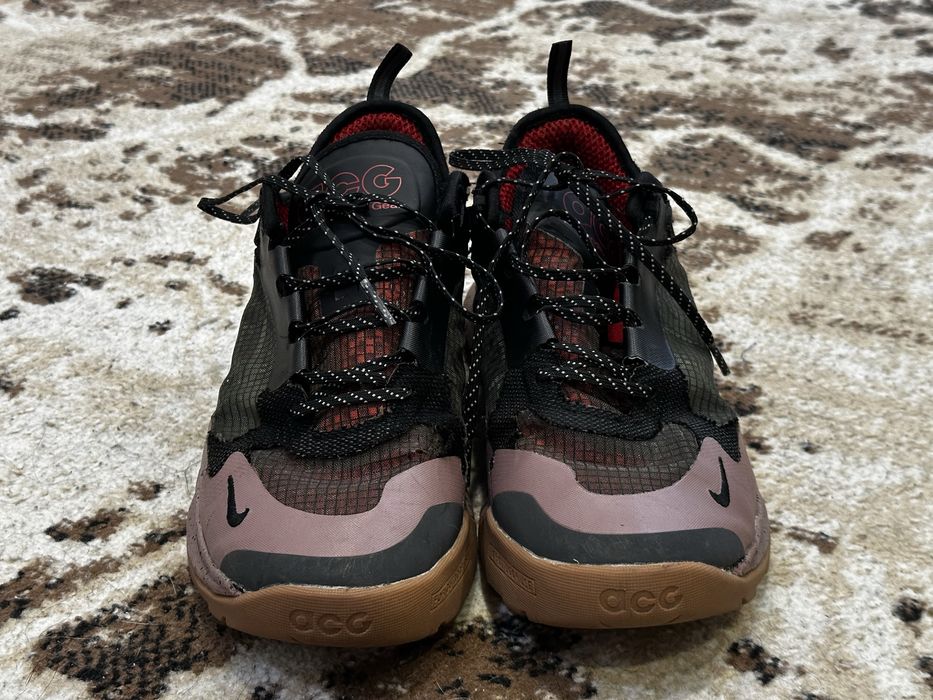 Продам кроссовки Nike ACG