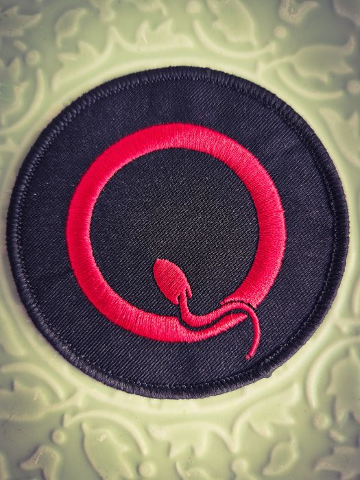 Patch brodat Queens Of The Stone Age Rock Off