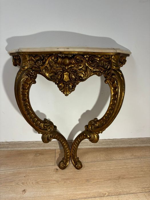 Vant o Consola antica de lemn și o consola de bronz