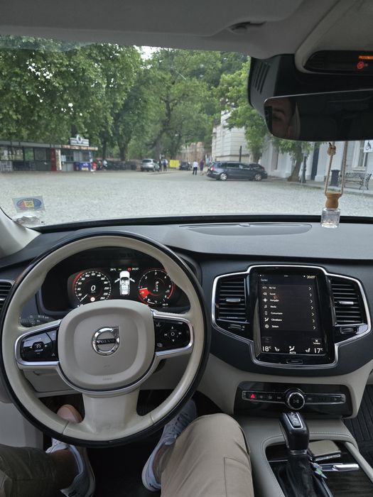 Volvo XC90 | 2017 | 241.000KM | Pachet Inscription