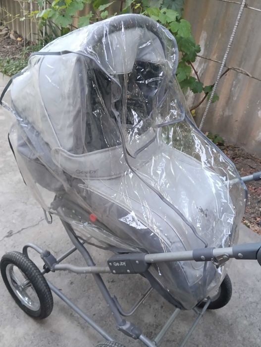 Продаются детские коляски.