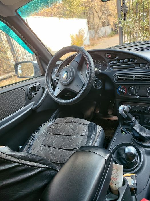 Автомобиль Нива Шевроле продам