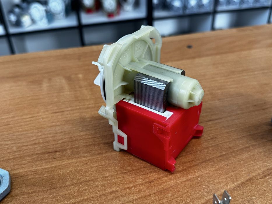 Стиралная машина