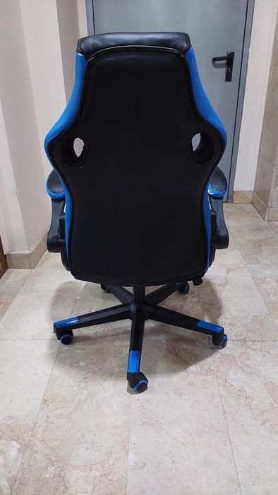 Продавам Геймърски стол