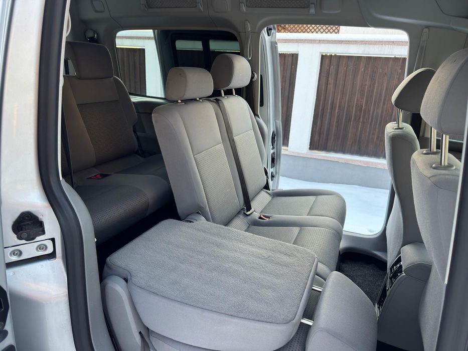 VW CADDY MAXI 7 locuri 2.0 tdi 140 cp
