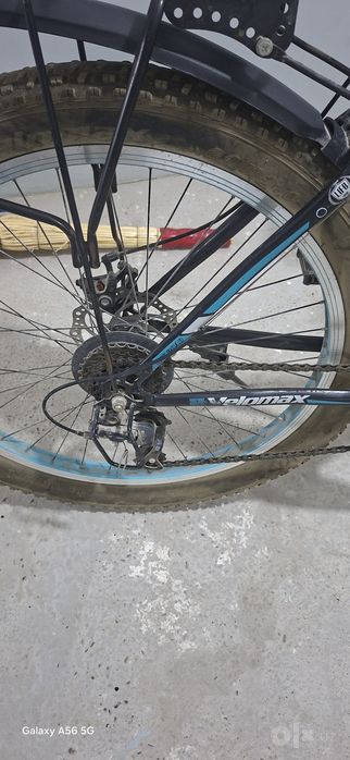 Velosiped sotiladi xolati yaxwi yurib turgan
