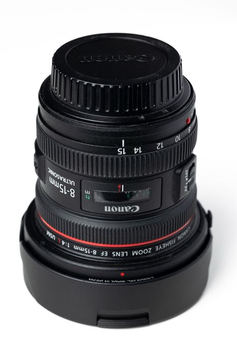 Obiectiv Canon EF 8-15mm f/4L Fisheye USM