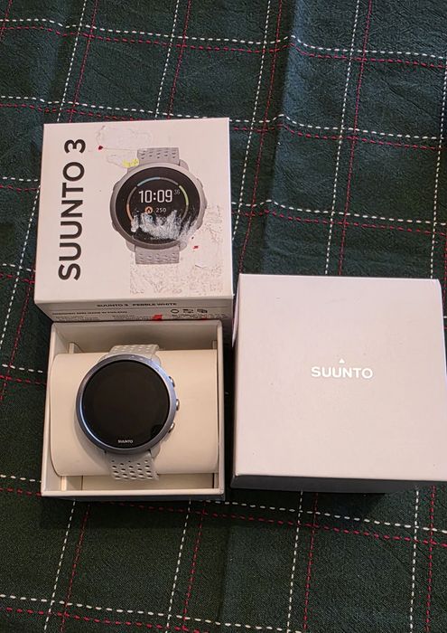 Garmin Fenix 5 Sapphire Edition – Pachet Complet + Curele Rezervă