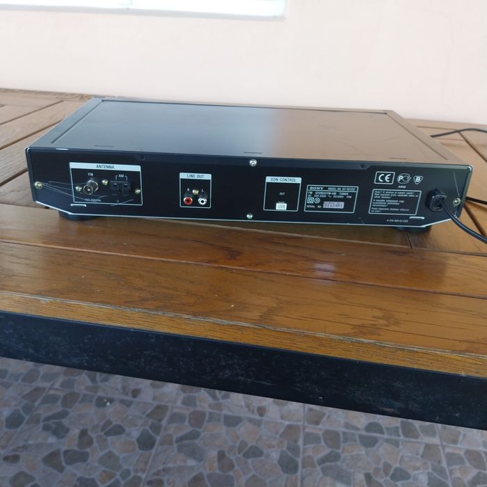 Tuner Sony  ST-SE 520 STEREO