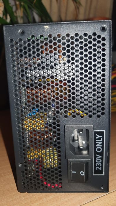 Sursa PC 1600w Qualtec Monolith Noua silentioasa!