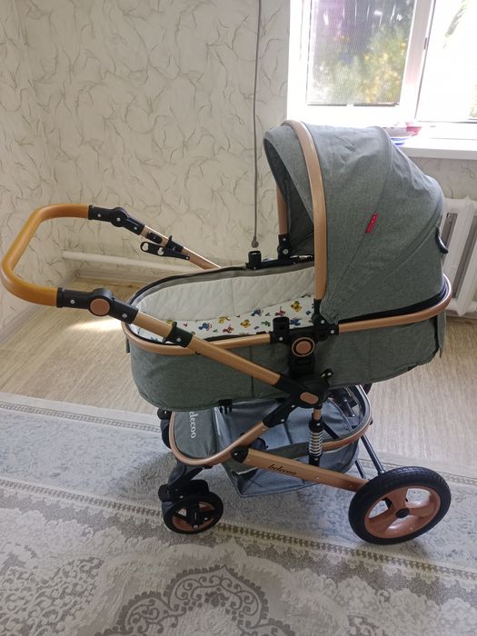 Продам коляску б/у