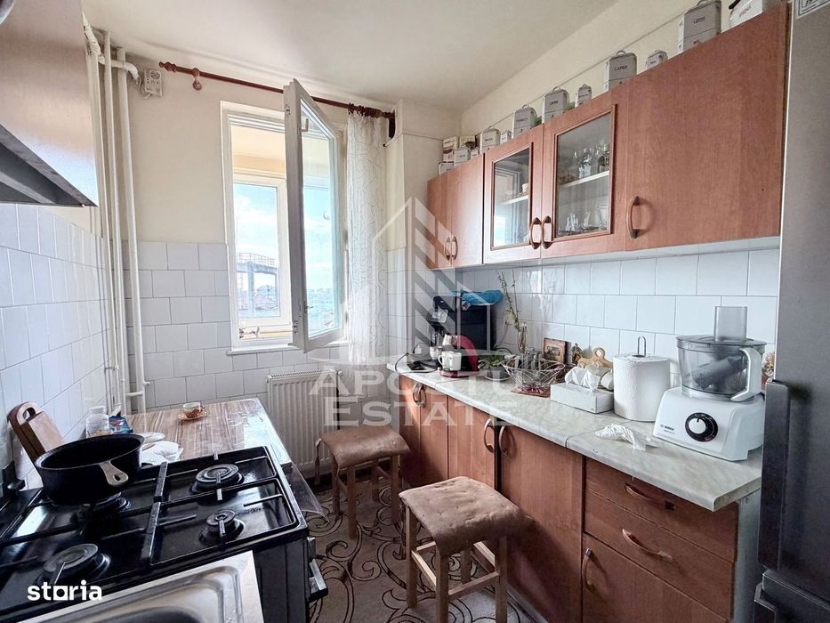 Apartament de vanzare Calea Torontalului Cetatii centrala boxa