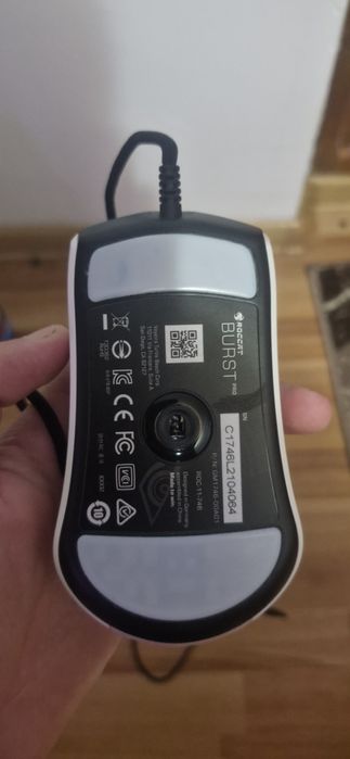 Roccat burst pro