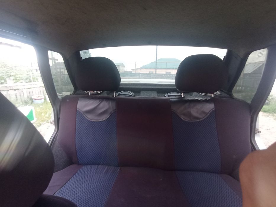 Машина ваз 2115(пятнашка)