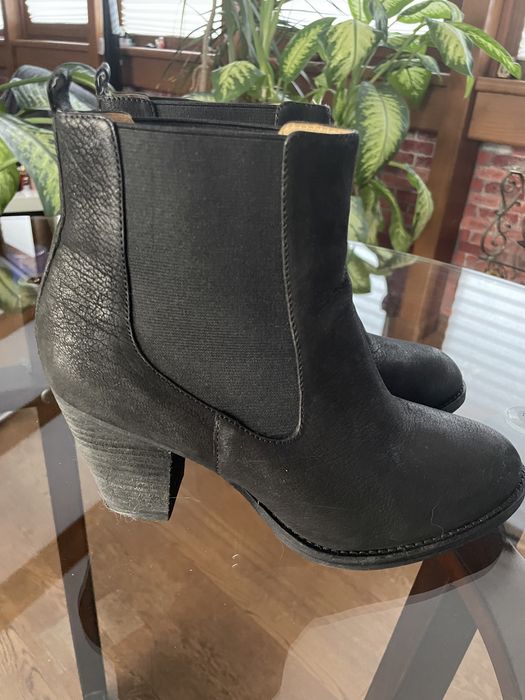 Ghete BUffalo London 39