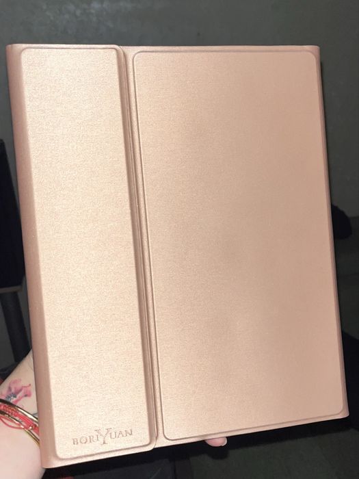 Калъф за I pad 14 инча( 36 ) в диагонал