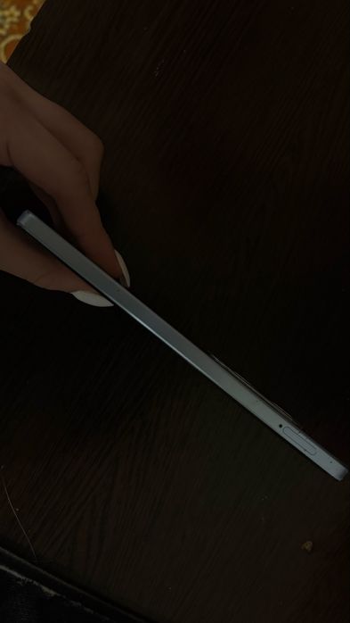 продам oppo A60, в голубом цвете, 256 гб