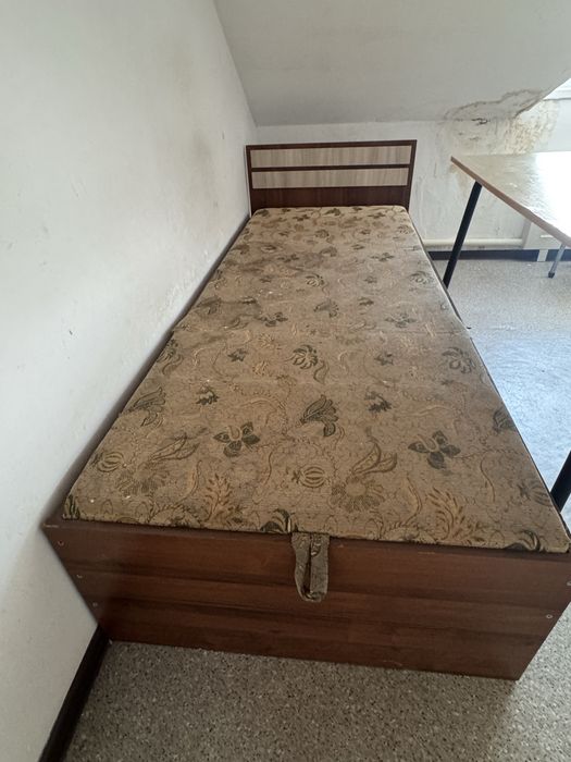 кроваттар сатылады арзан бағада , алып үлгер