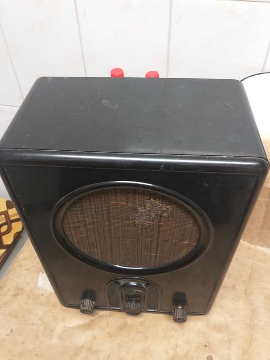 Aparat de radio vechi, din timpul razboiului