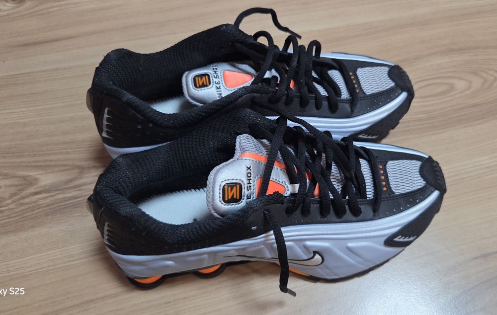 Маратонки Nike, 38 номер