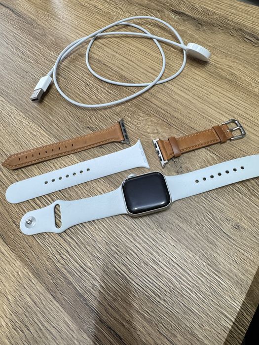 Apple watch seria 5, 40 mm, argintiu